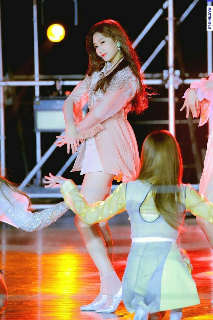 아이즈원 김민주 최애사진