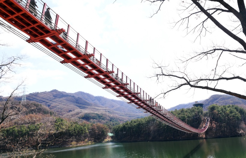 마장호수 출렁다리