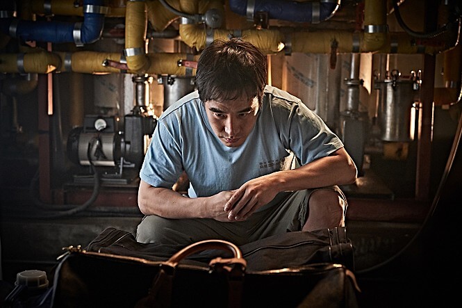 돈_가방을_발견한_중만