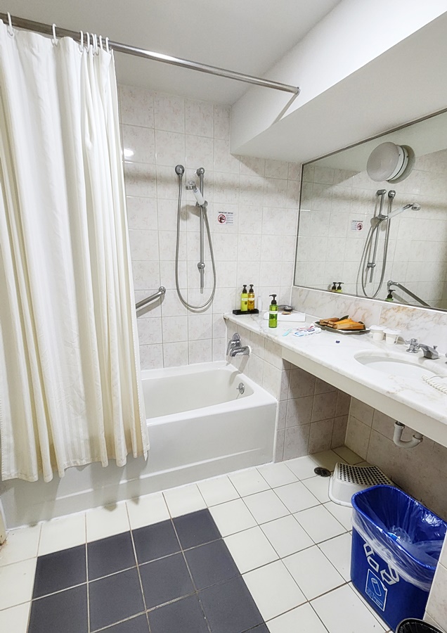 조금 관리가 아쉬웠던 욕실