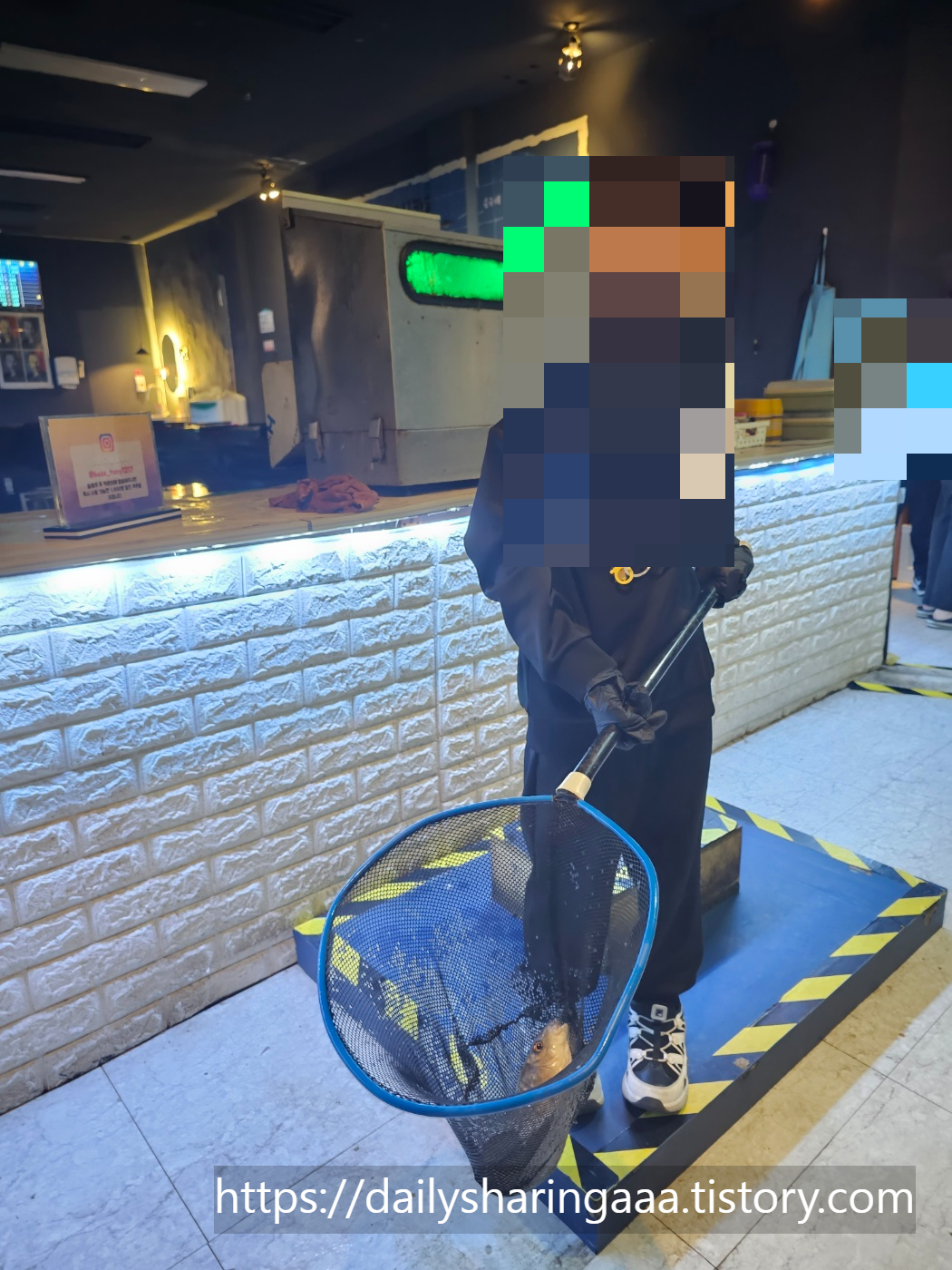 인천_서구_심곡동_대동낚시카페_물고기잡은아이