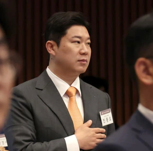 진종오 국회의원 프로필 나이 고향 학력 재산 연금 페이스북