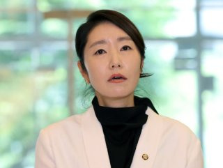 강선우 국회의원 남편 변희경 변호사 프로필