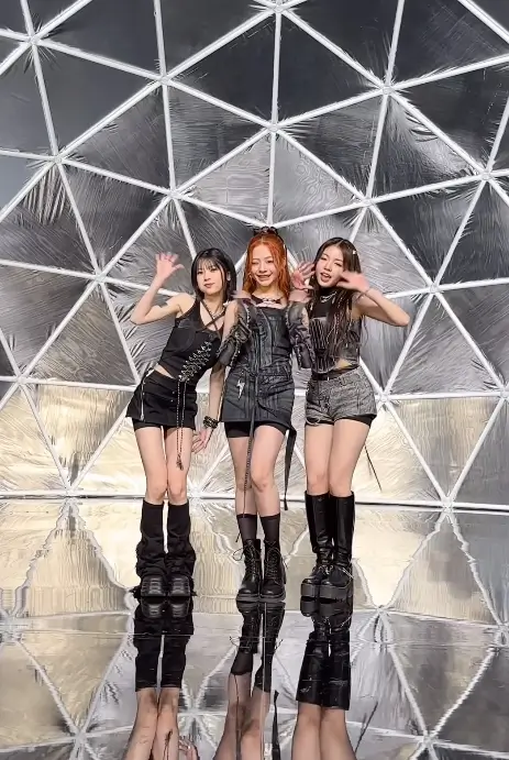 유니스 UNIS 멤버프로필 나이 키 국적 본명 MBTI KPOP걸그룹 F&F엔터
