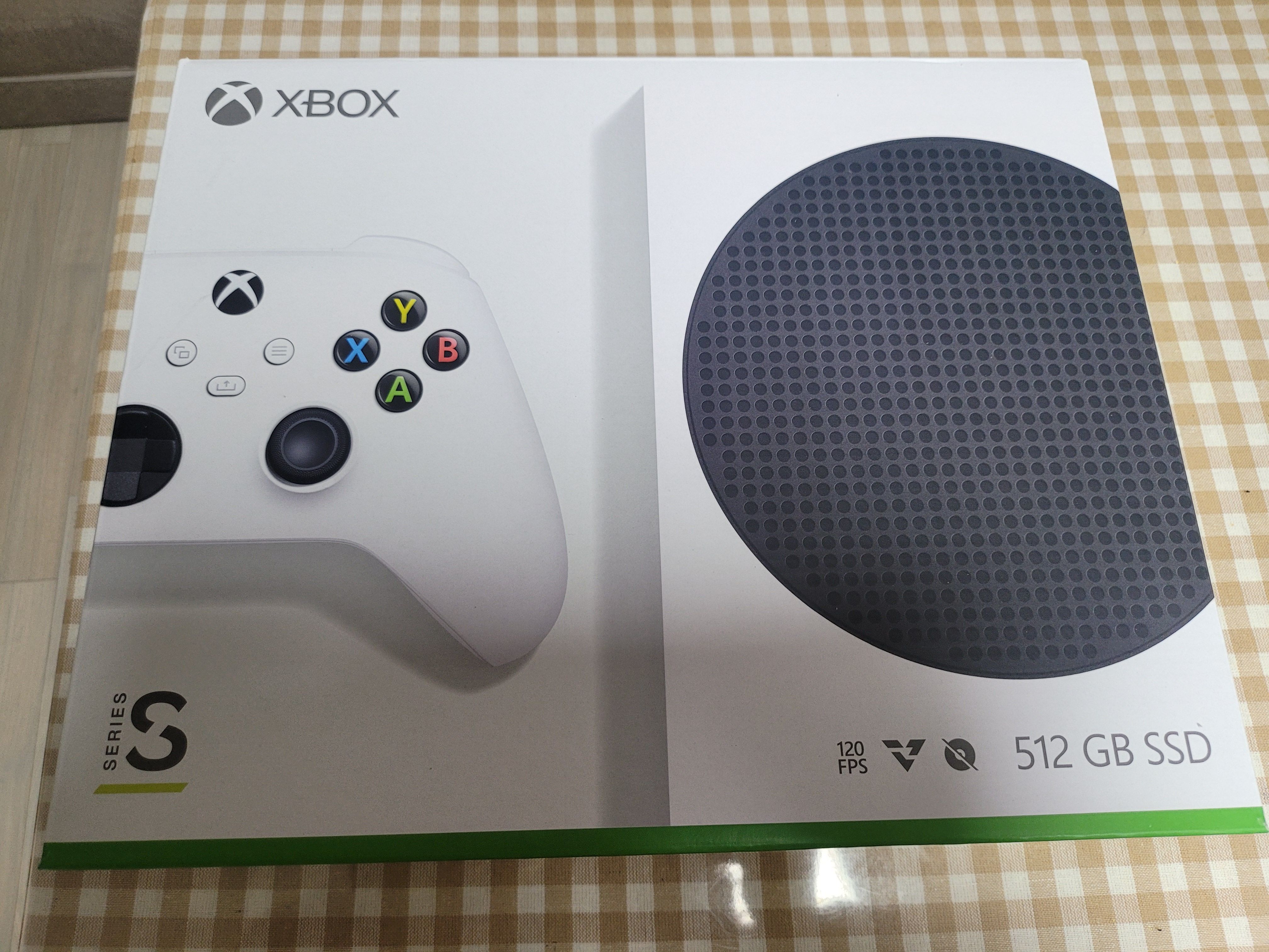Xbox-series-S-박스-사진