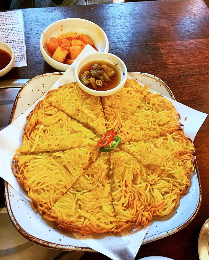 가마솥 토종닭곰탕 백숙 닭볶음탕 대박의 기술 능이 닭곰탕 서대문역 맛집 추천