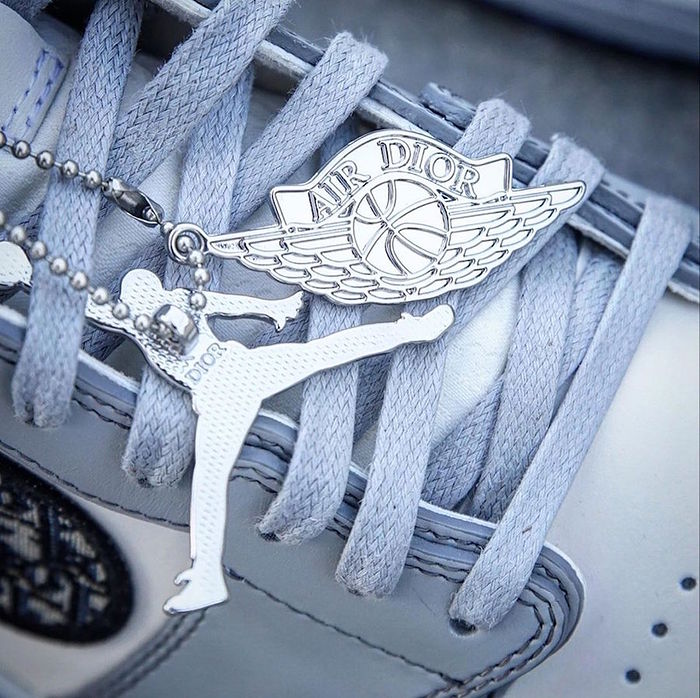 조던1 X 디올 콜라보 에어조던1 OG 디올