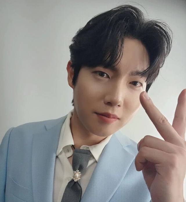 손태진 프로필 나이 고향 학력 팬카페 노래모음 인스타