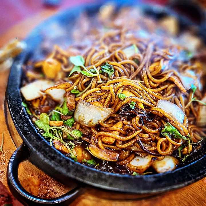 생방송오늘저녁 돌짜장 복권 로또 1등 당첨 황금손 주인장의 뜨거운 돌짬뽕 매운 갈비찜 부산 맛집 추천