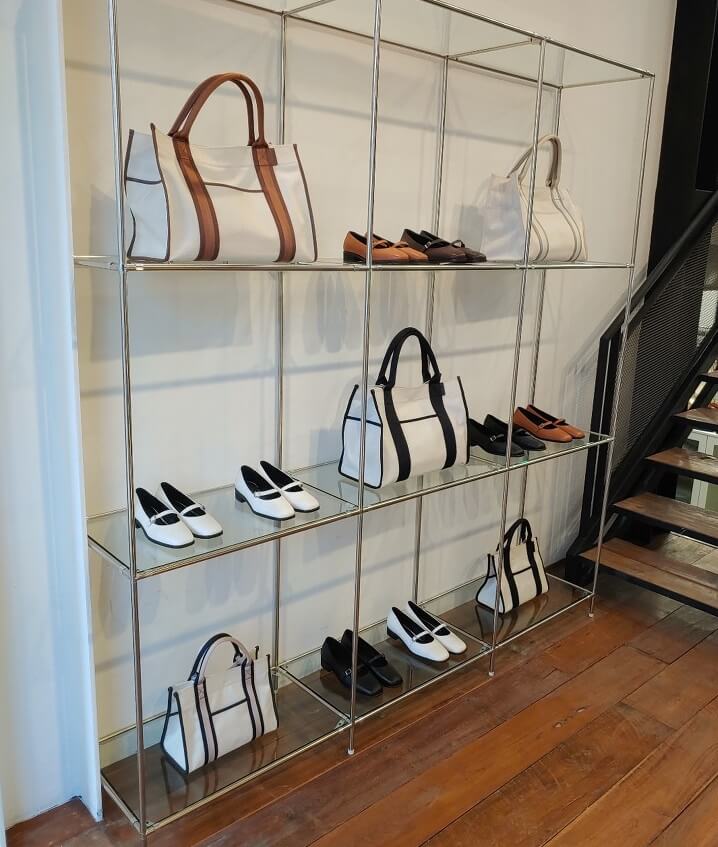 pvcs쇼룸-진열대