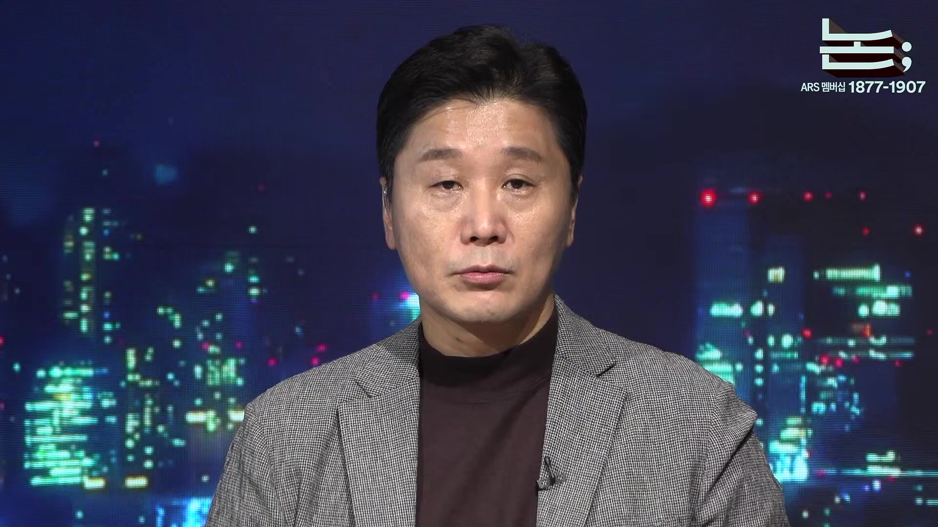 [정준희의 논] '내란의 군대'를 '국민의 군대'로 되돌리는 2025 국군의 날ㅣ홍민 통일연구원 선임연구위원ㅣ2025년 10월 1일 수요일.mp4_20251006_195740.055.jpg
