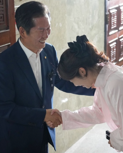 강선우 못 버리는 이유