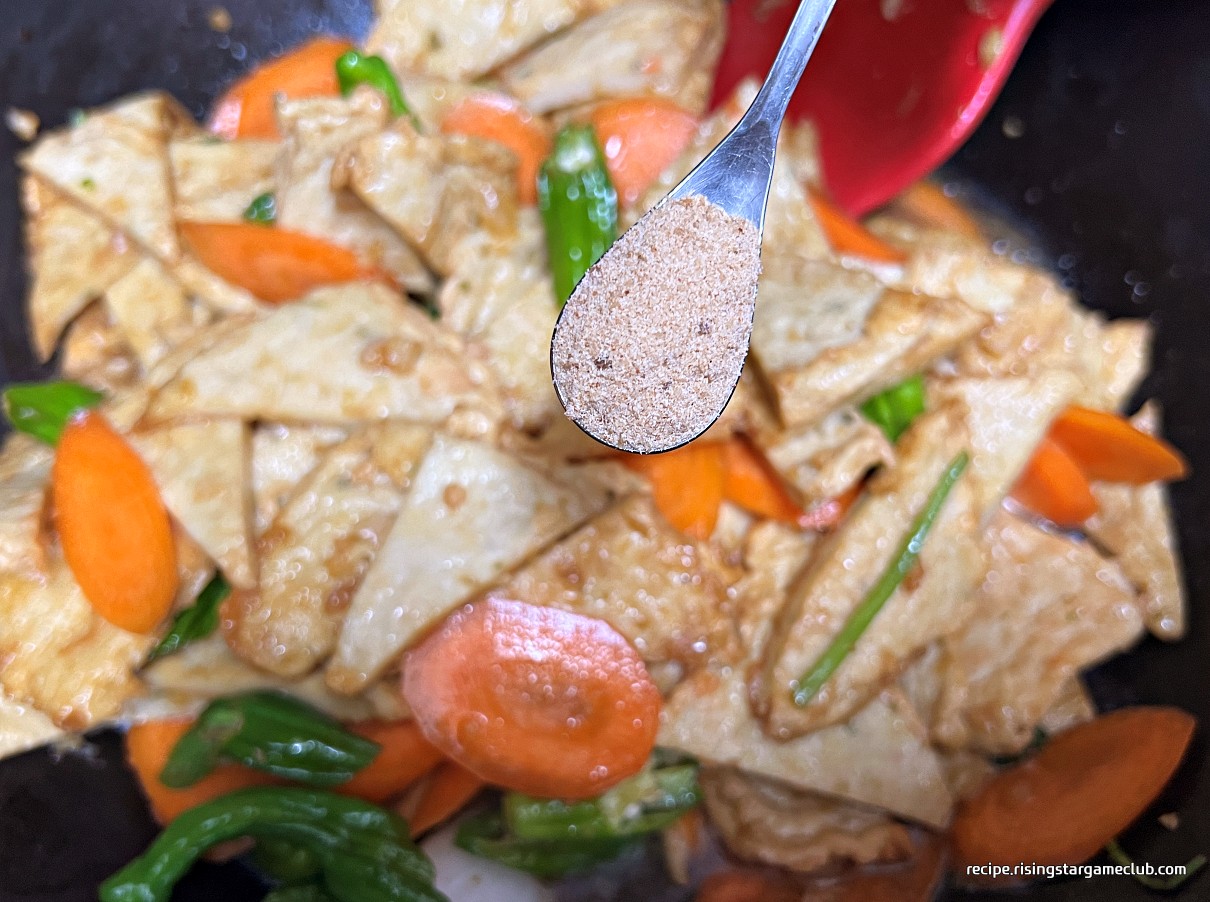 꽈리고추 어묵(오뎅)볶음에 다시다 1Ts 넣기