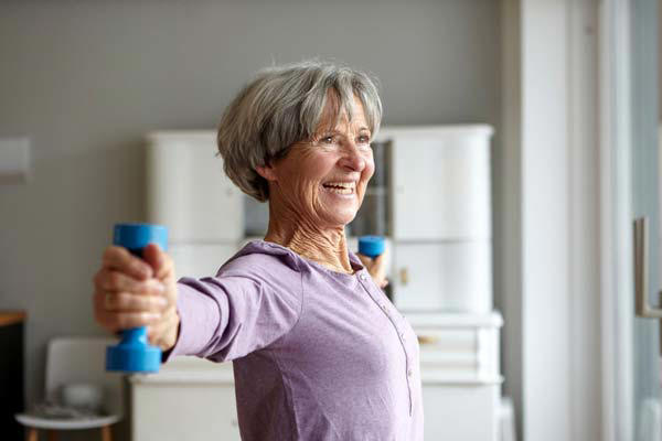 노인 아침 시간 운동, 심폐 기능 높이는 황금시간대