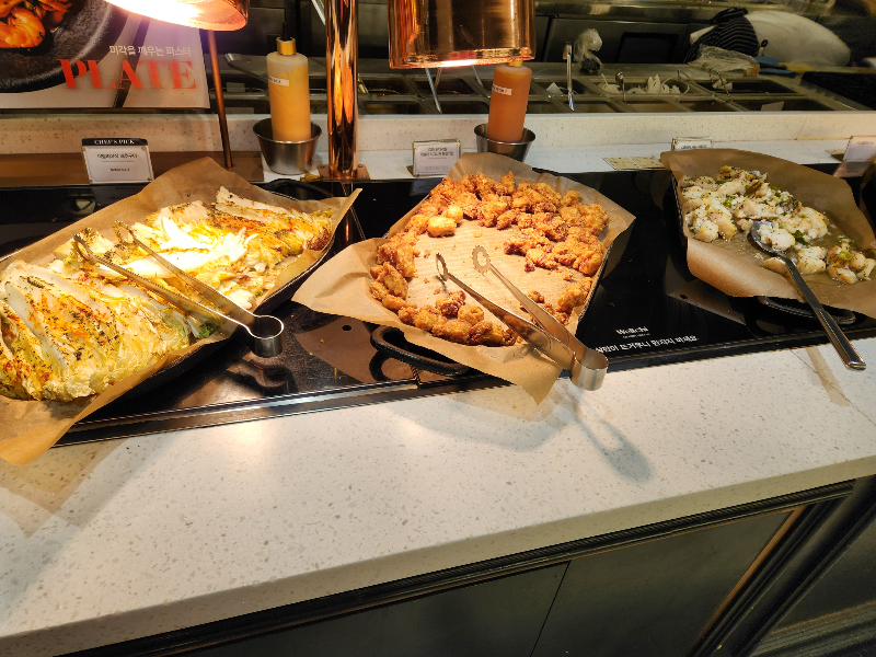 서울대 에그옐로우 애슐리퀸즈