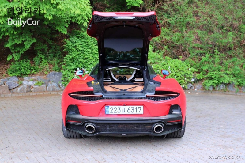 슈퍼카 &lsquo;맥라렌 GT&rsquo;