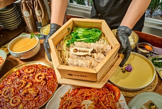 생생정보 고수의 부엌 부산 광안리 낙지볶음과 편백보쌈 맛집 부산 청산 1954 광안리 본점