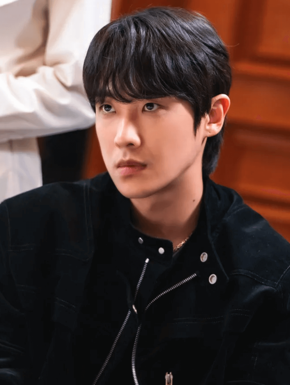 민도혁-이준-배우