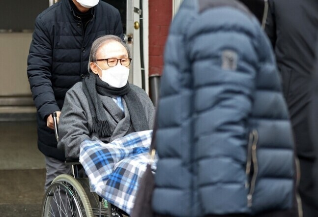 사면 받는 이명박