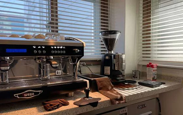 엘씨더블유커피바리스타학원