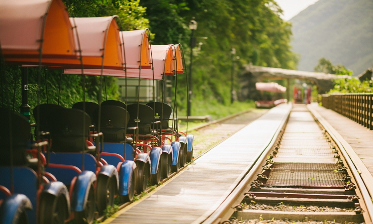 김유정 레일바이크