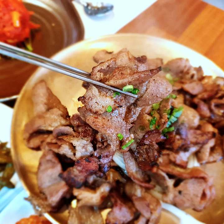 생방송오늘저녁 중랑구 신내동 단돈 1만원 황태 김치찌개와 참숯에 석쇠로 구운 불고기 불백 백반집 석쇠 불고기 & 김치찌개 맛집 추천