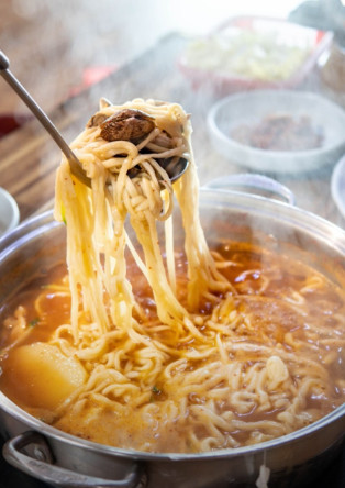 생생정보 공주 장칼국수 맛집(장PD의 AI여행기)