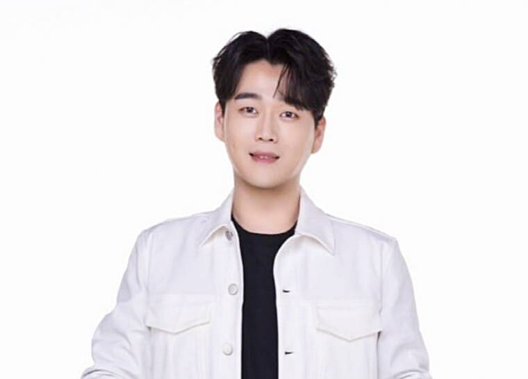 가수-황영웅