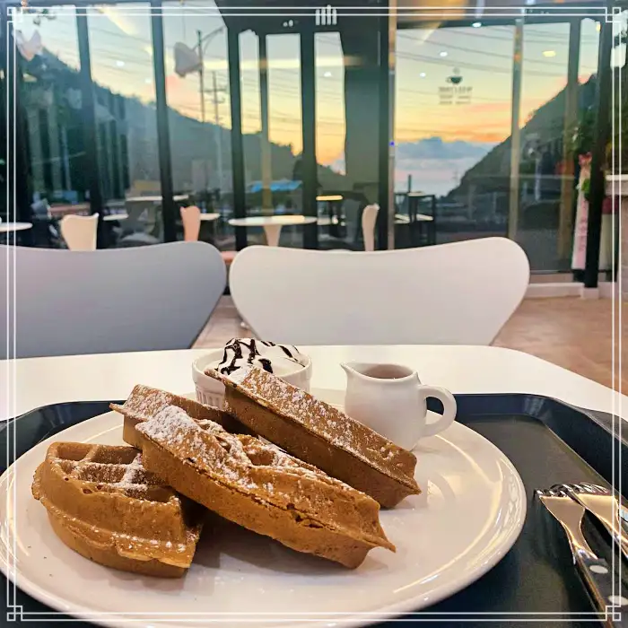 생생정보 울릉도 디저트 카페&#44; 독도새우빵 맛집