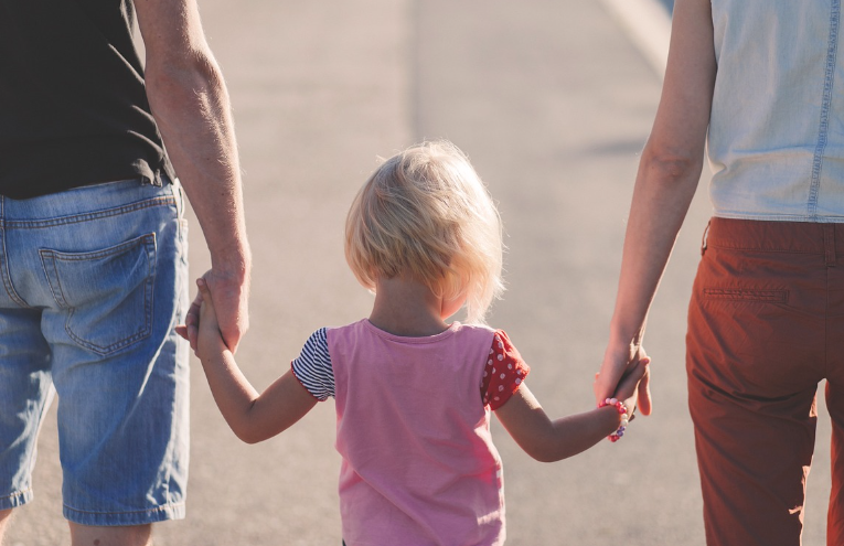 고용노동부 육아휴직 수당 신청