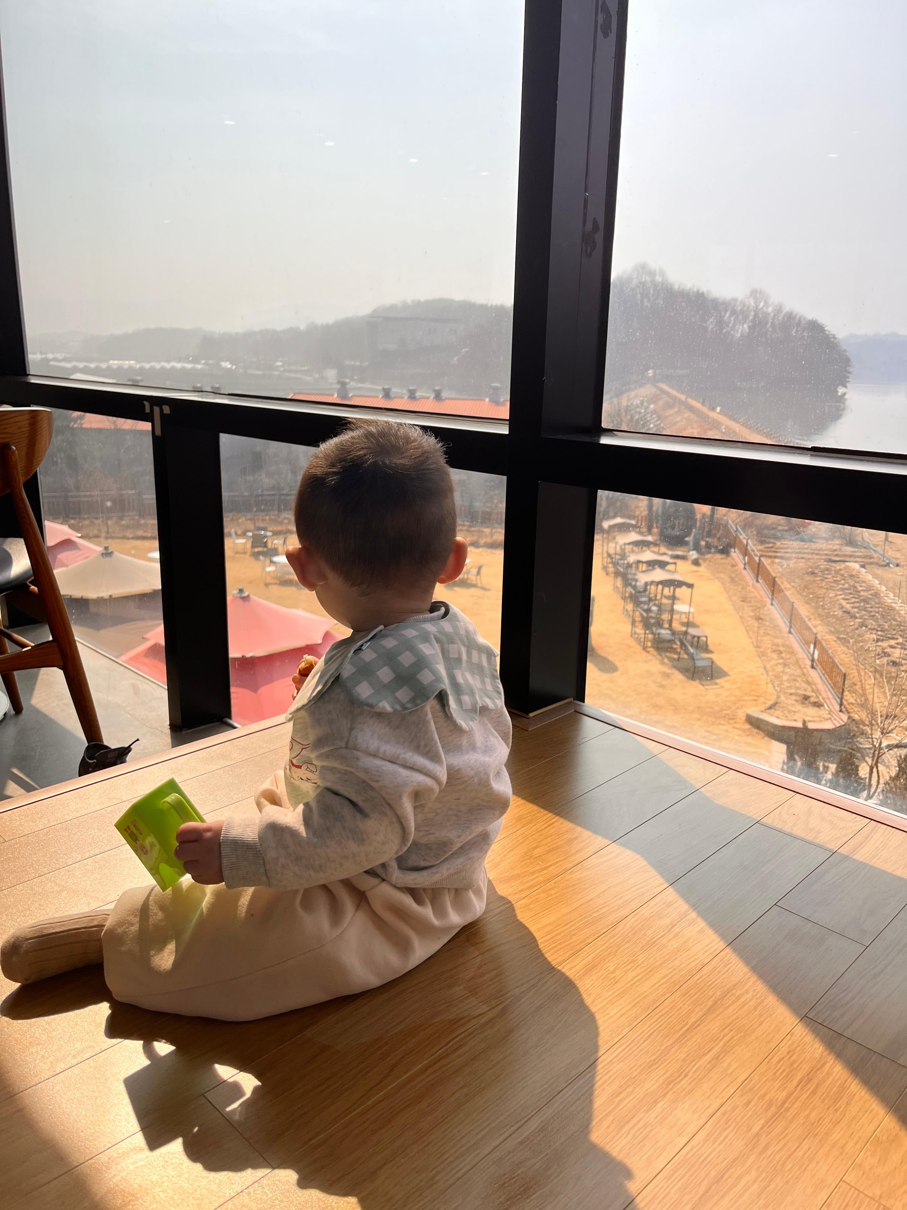 용인 대형 베이커리 카페 라미르