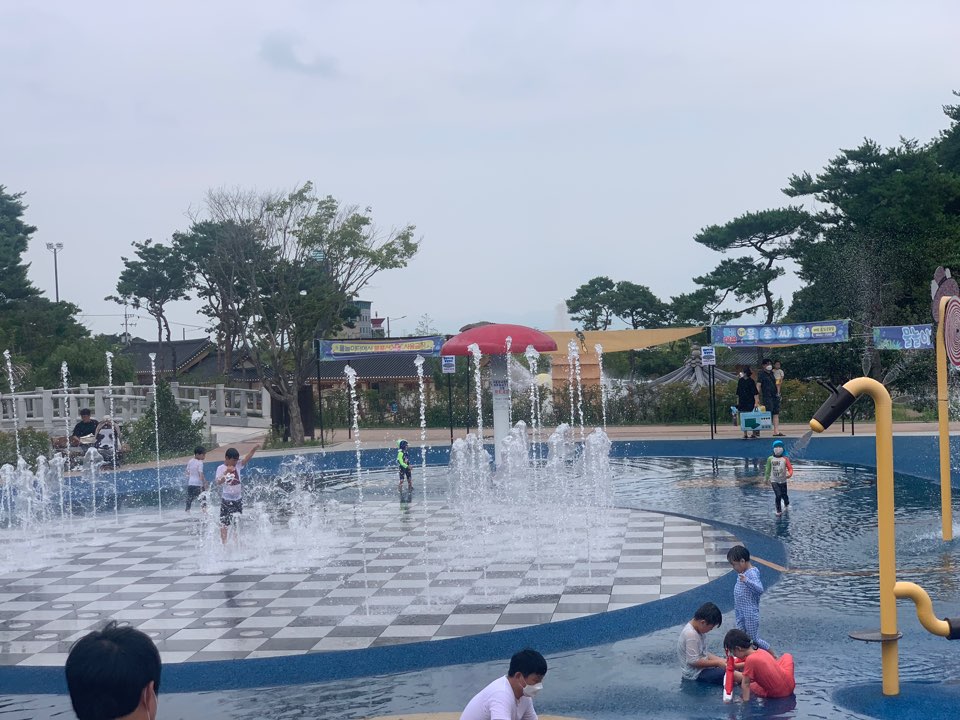 분수 주변 시설