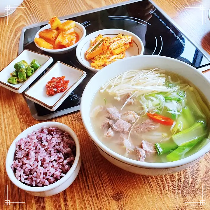 식객 허영만 백반기행 김용림 편 이북식 손만두 전골 만둣국 평양식 만두전골 김포 맛집 소개