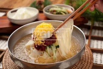 생방송 투데이 24년 전통 경주 밀면 맛집 법칙 소개_2