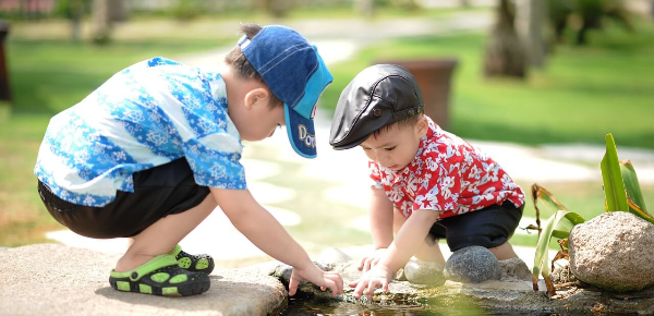 유아의 또래관계 형성과 역할