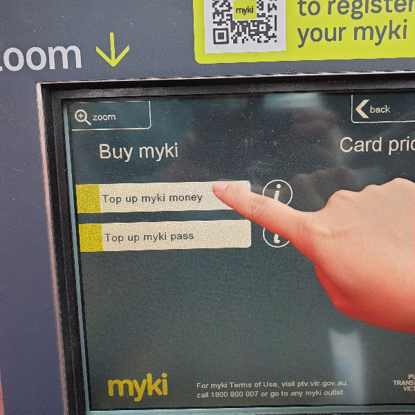 myki 카드부터 무료 트램까지, 멜버른 교통수단 완벽 가이드_myki 카드 충전기_구매 상품 선택