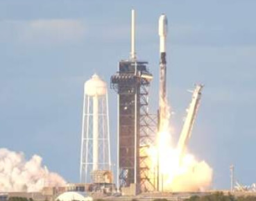 2호 군사정찰위성 발사 모습