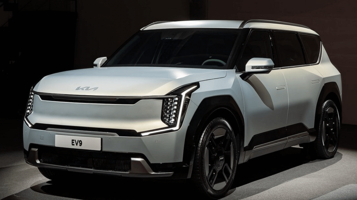 EV9-앞모습