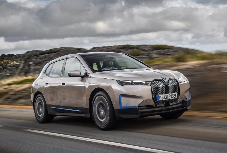 BMW iX
