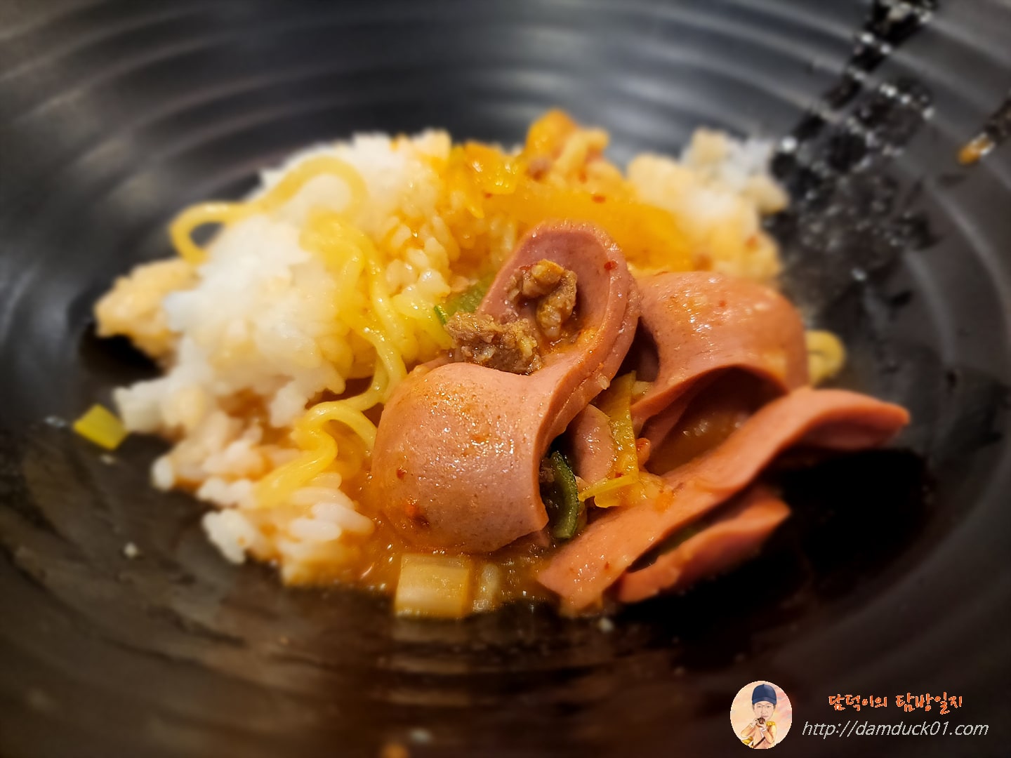 행 가득 부대찌개