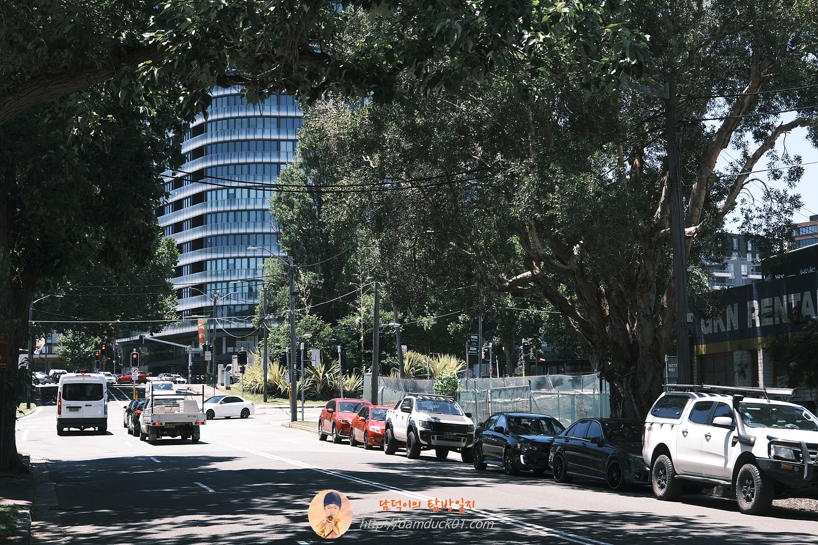 Bourke Rd