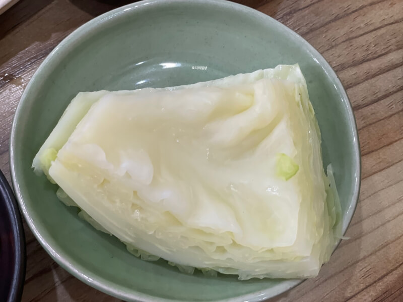 천안 쌍용동 로컬 가성비 맛집 한일한정식 - 양배추찜