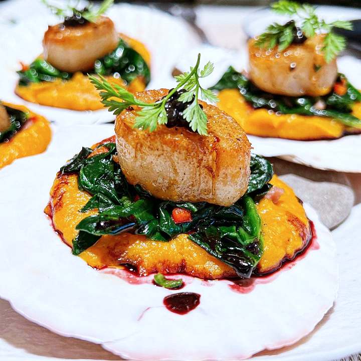 신랑수업 오스틴강 에그 베네딕트 콥 샐러드 브런치 카페 맛있는 레스토랑 강남 청담 맛집 위치 메뉴 가격 정보