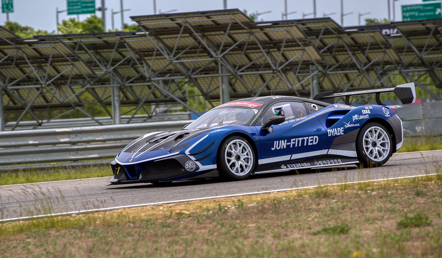 TS튜닝카페스티벌 - ✔️서킷 레이싱 경기 장면