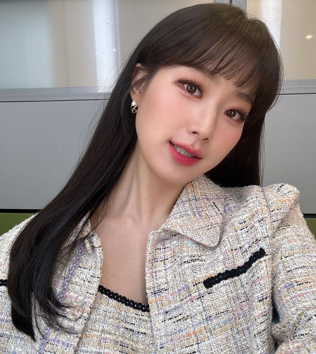 주시은 아나운서 앞머리 한 날