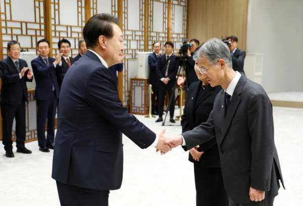 조희대 대법관 대법원장 임명