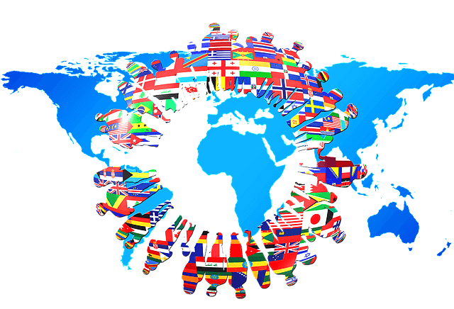 하늘색으로 세계 지도가 그려졌고 각 지역에 나라별 국기를 휘감은 사람들이 둥그렇게 그려졌다.