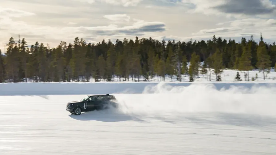 레인지로버 일렉트릭 이미지