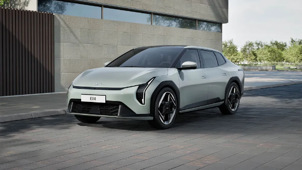 기아 자동차 EV4