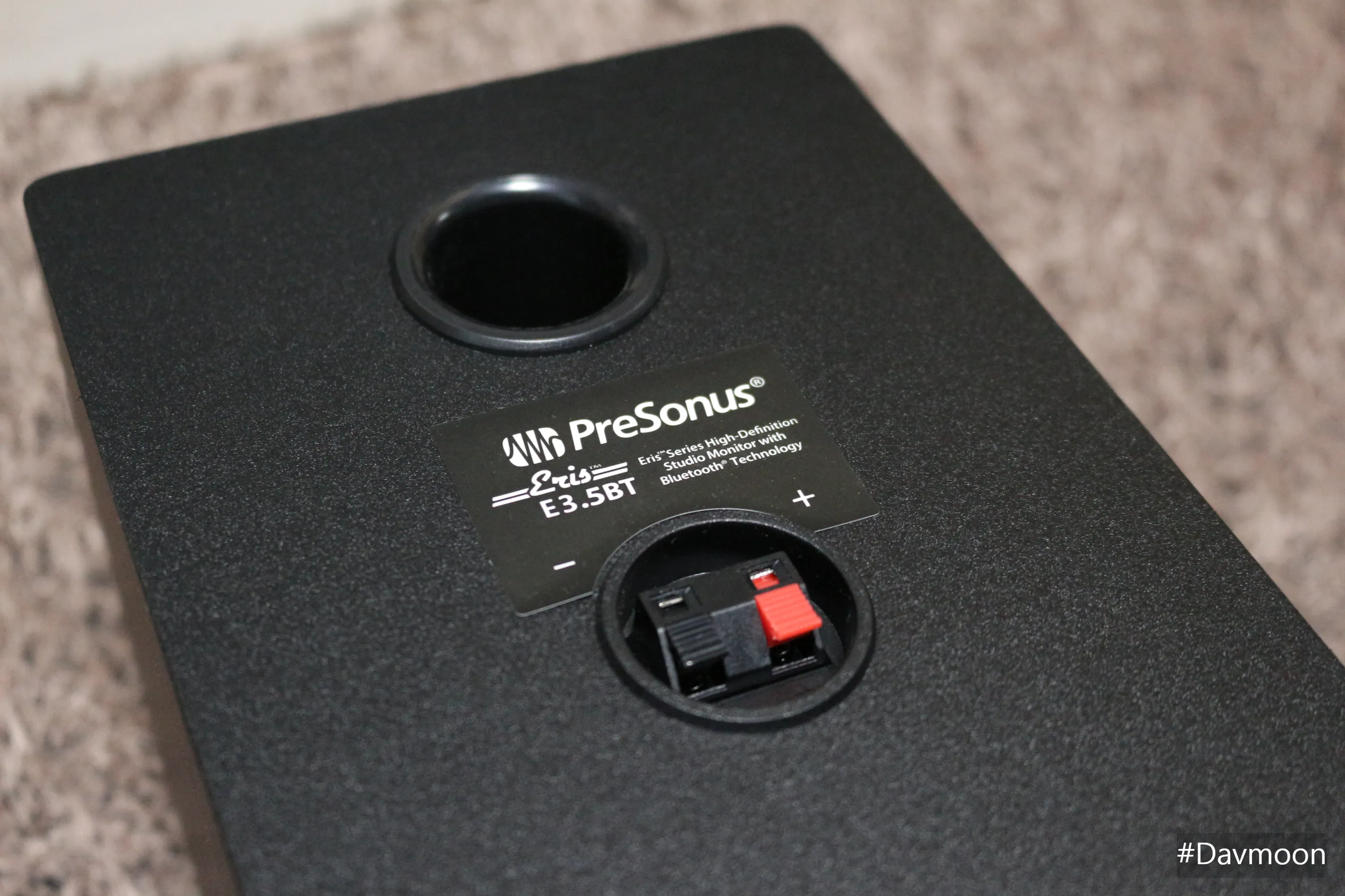 PreSonus ERIS E3.5 BT 서브 후면 단자